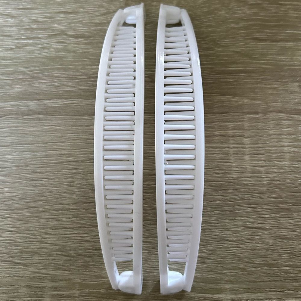 NEW … 2 Piece Set Of WHITE Banana Clips
